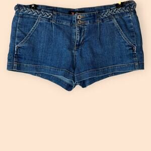 Y2K GUESS Denim Shorts in Dark Wash Women's Size 31 = 8